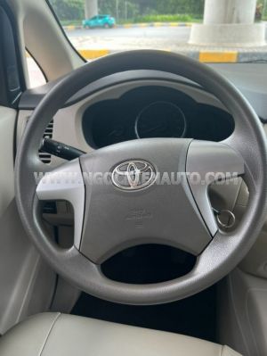 Xe Toyota Innova 2.0E 2015