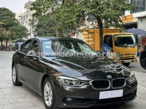 Xe BMW 320i 2015