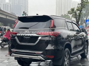 Xe Toyota Fortuner 2.7V 4x2 AT 2017